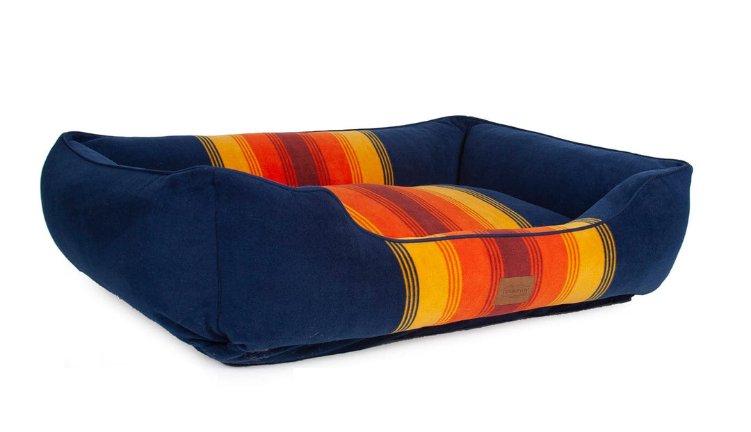 Blue grand canyon Pendelton bed for pets