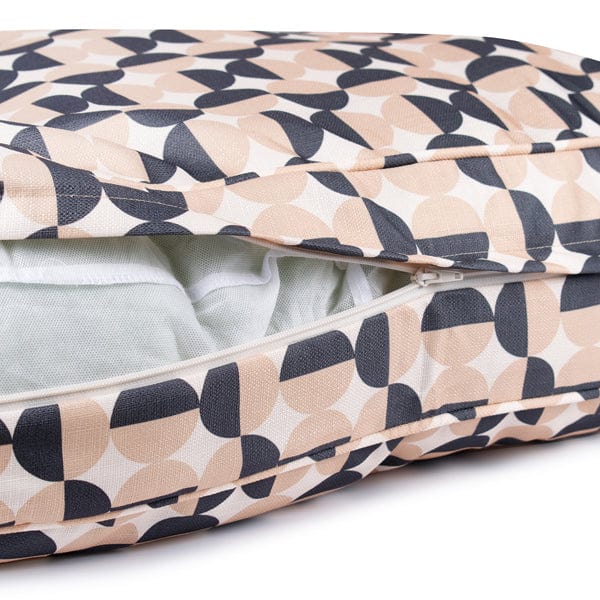 Oval Dream Sleep Pet Bed