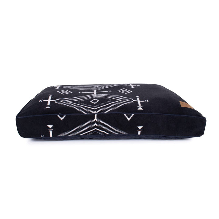 Black 4 inch thick pet bed-Pendelton bycarolina