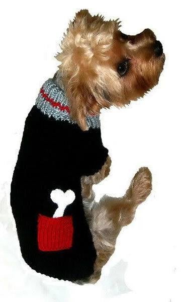 blackdog-sweater-with-fray-collar-and bone -in-pocket-design- small
